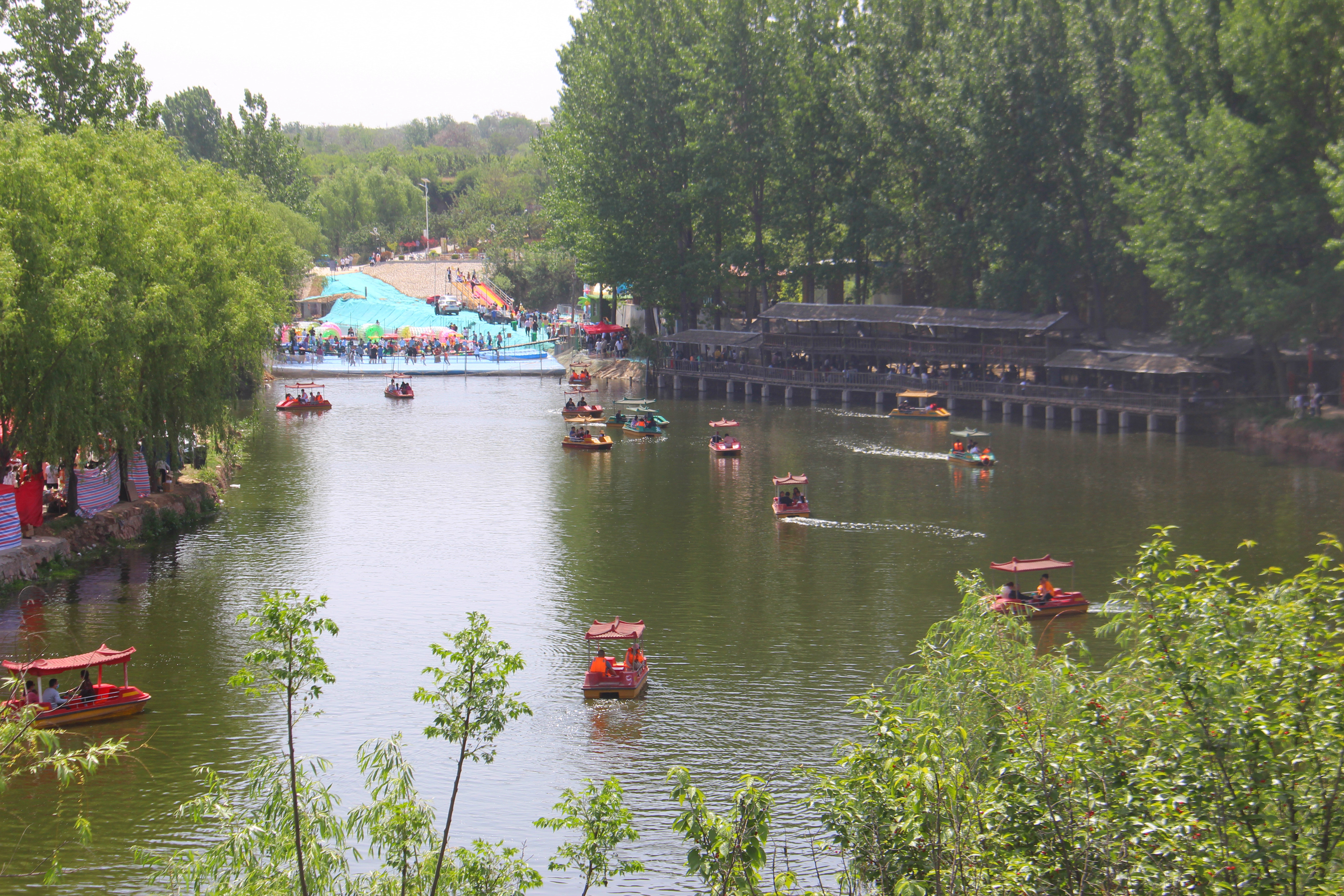 业界   樱桃沟充分整合a级景区,建业足球小镇,美丽乡村等旅游资源