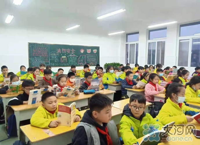 学生受益家长点赞平顶山市东风路小学阳光阅读助力课后服务