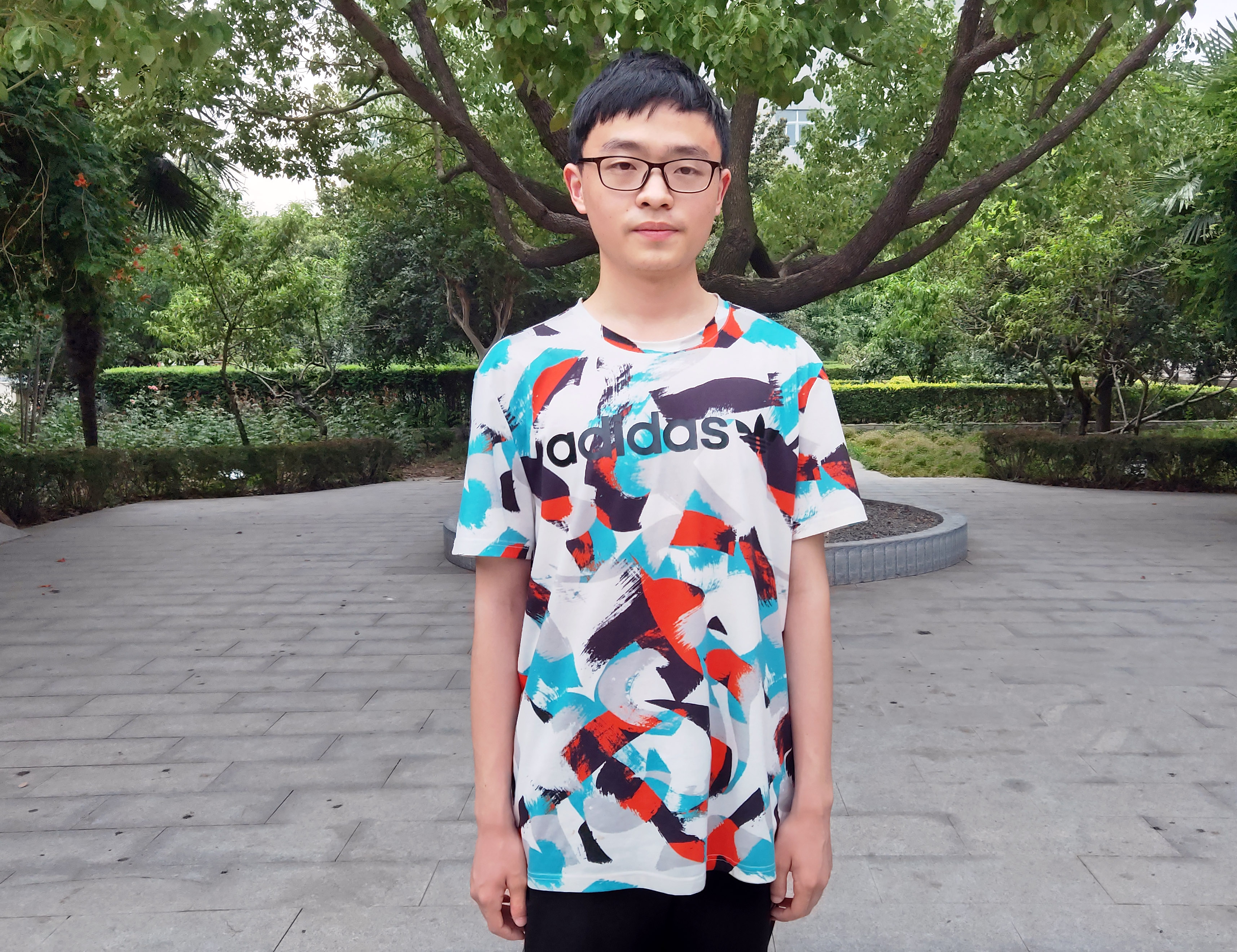 漯河高考理科优秀生刘今:心仪的大学是清华,曾获"河南省三好学生"