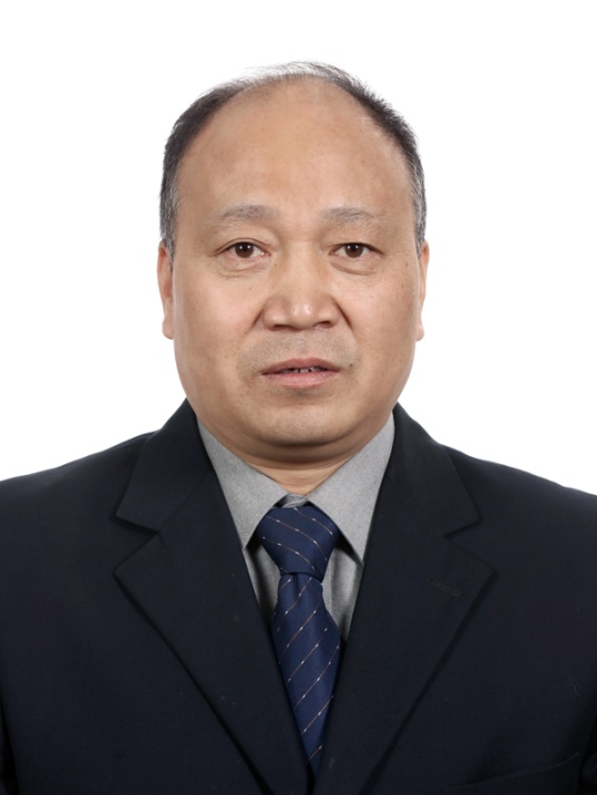 驻新乡市平原示范区韩董庄镇杨厂村第一书记1987年入伍在新泄呓