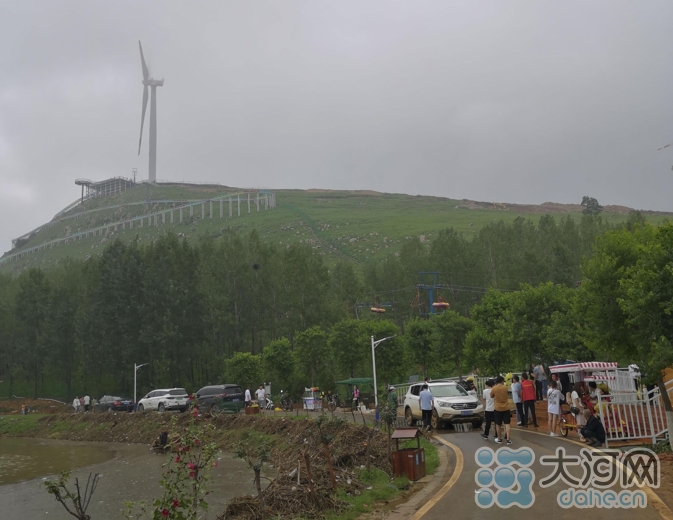 在希望的田野上叶县杨令庄村吃上旅游饭甩掉贫困帽