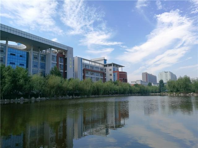 河南工学院在省本科高校第二批课程思政项目建设立项中获佳绩