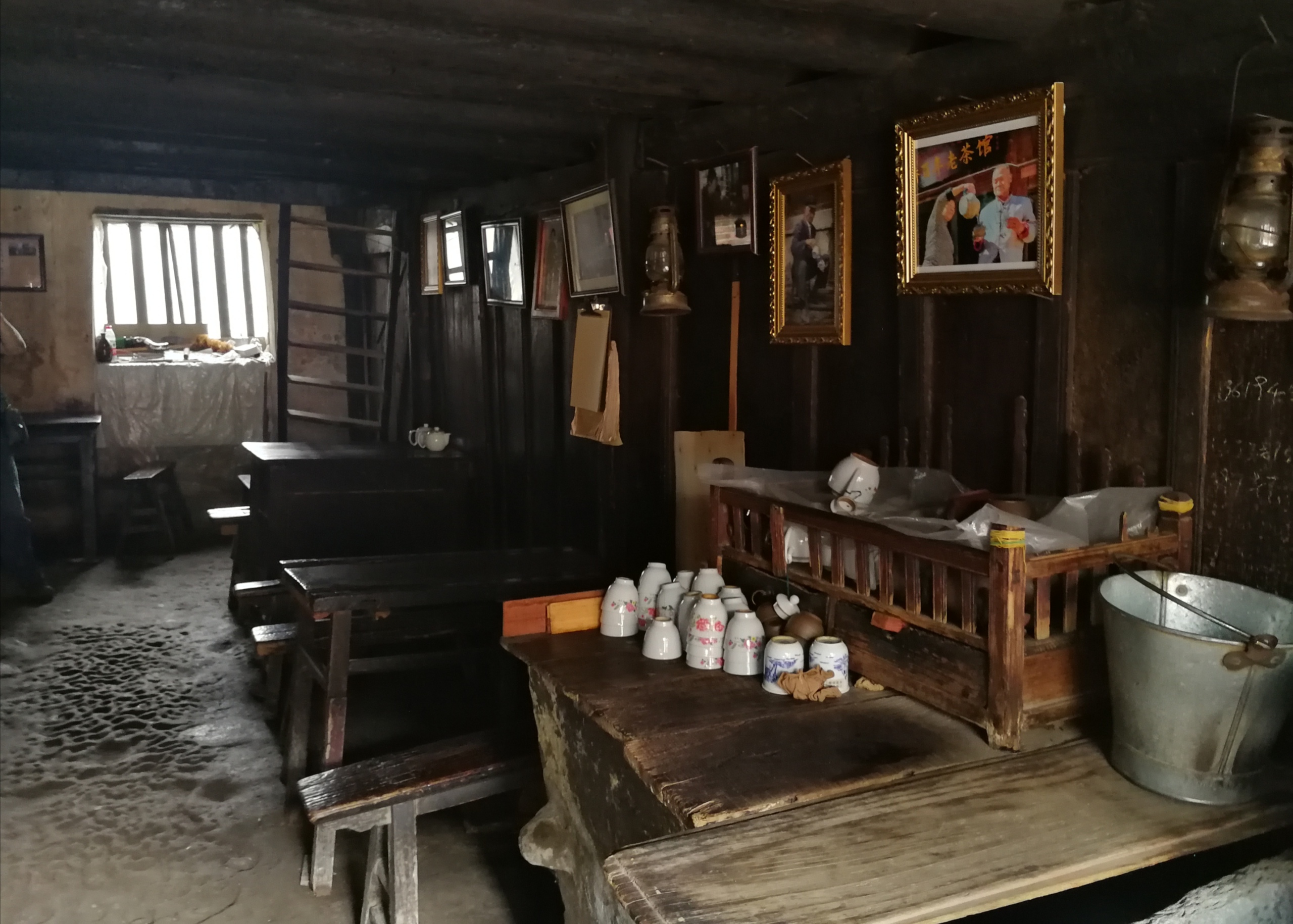 『文化』逮个活的！百年“老茶”现身，为啥遭群友围堵？