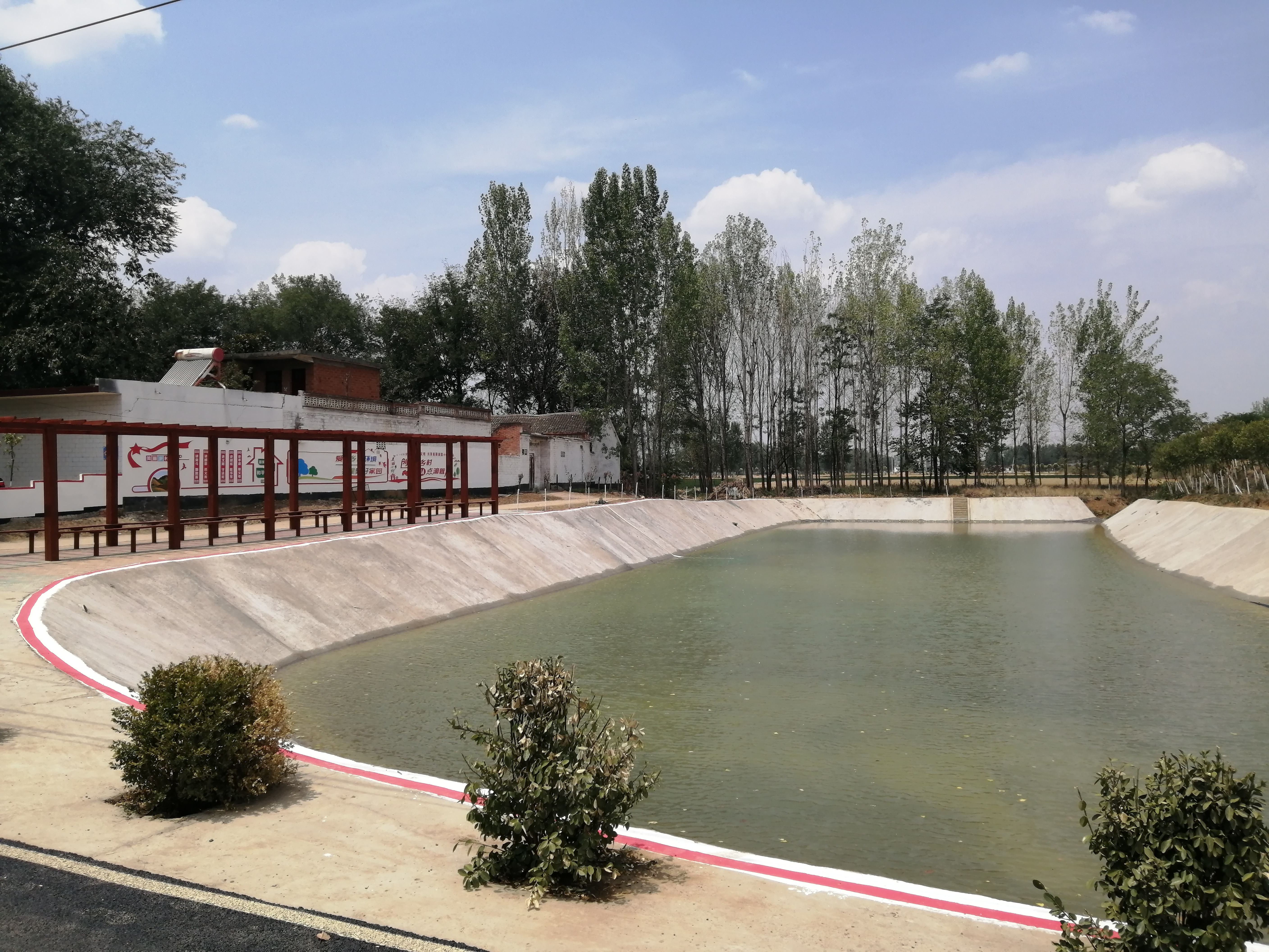 宛城区瓦店镇四集中强保障双貌改善换新颜