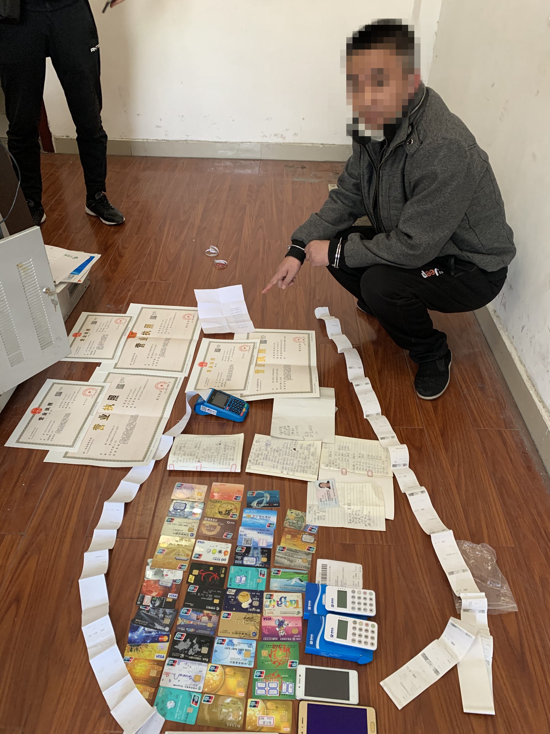 法制男子半年内两次被骗共计10余万！同样的骗术……