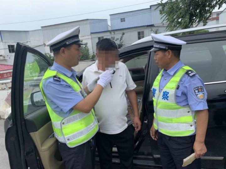 酒驾|三次酒驾次次都被逮住，漯河交警中午查车又遇到了“老熟人”!