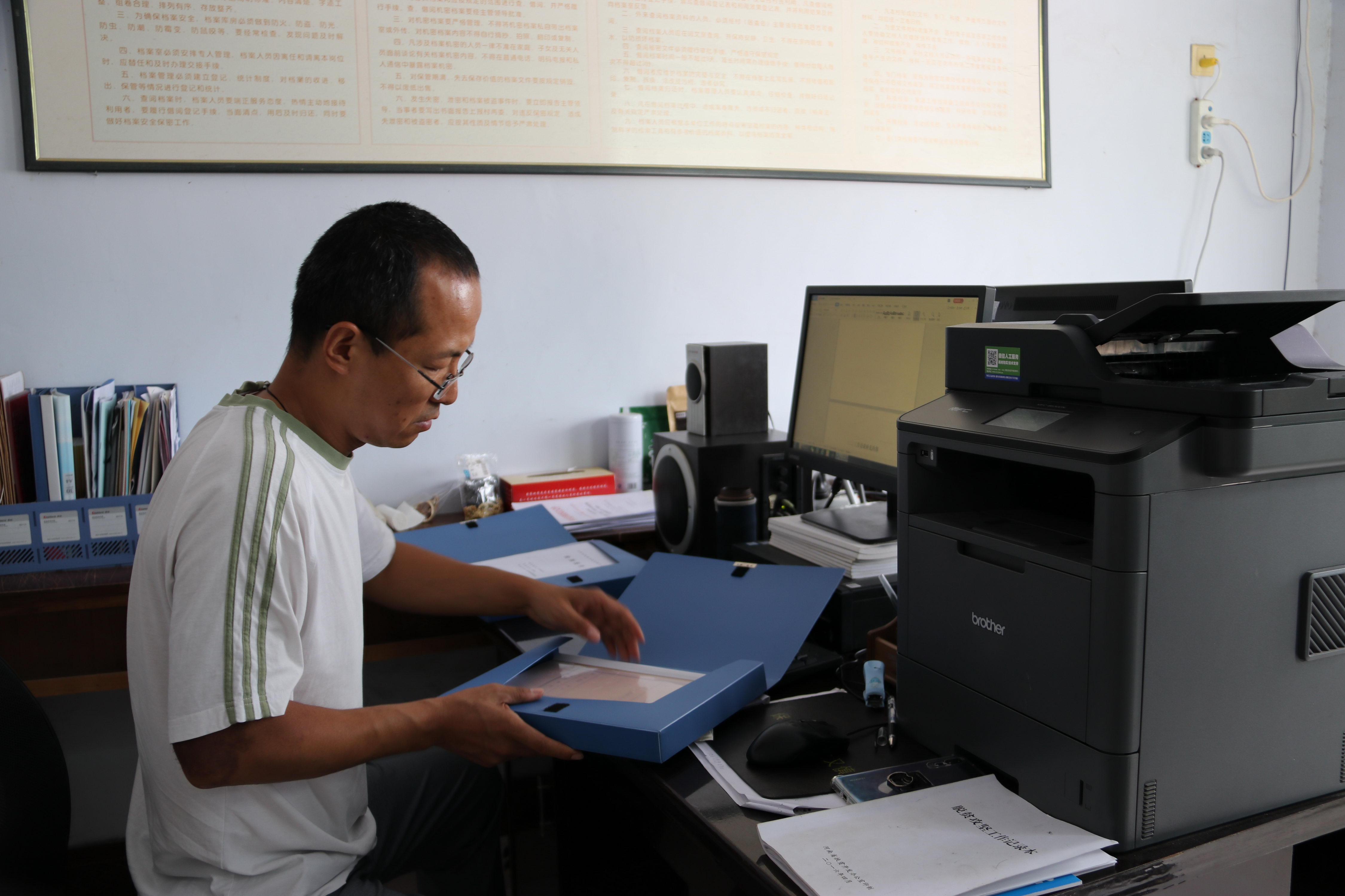 求职|暖心！济源一驻村书记当“红娘” 帮贫困户在家门口找工作