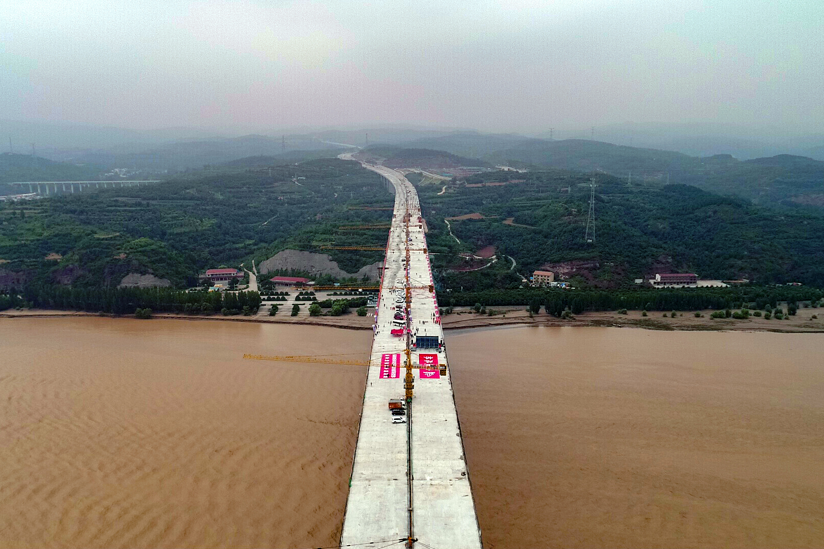 黄河|好消息！河南西部又一黄河特大桥合龙