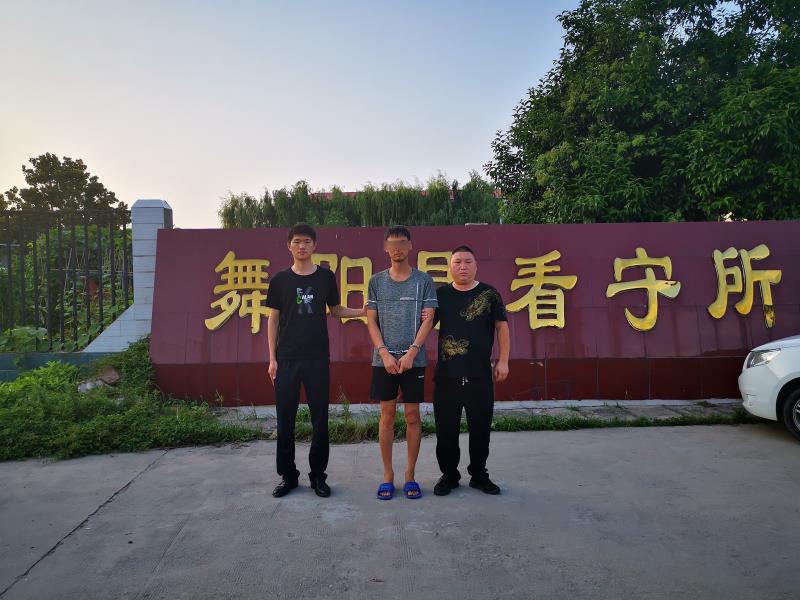 漯河|以谈恋爱为幌子骗感情偷钱财，漯河民警火速出击擒“渣男”