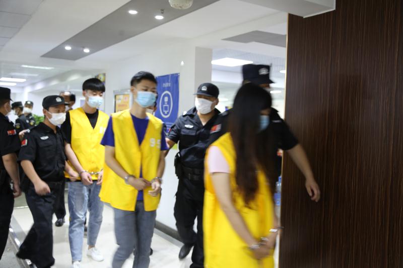 法制|许昌侦破特大系列“套路贷”黑恶团伙 刑拘22人