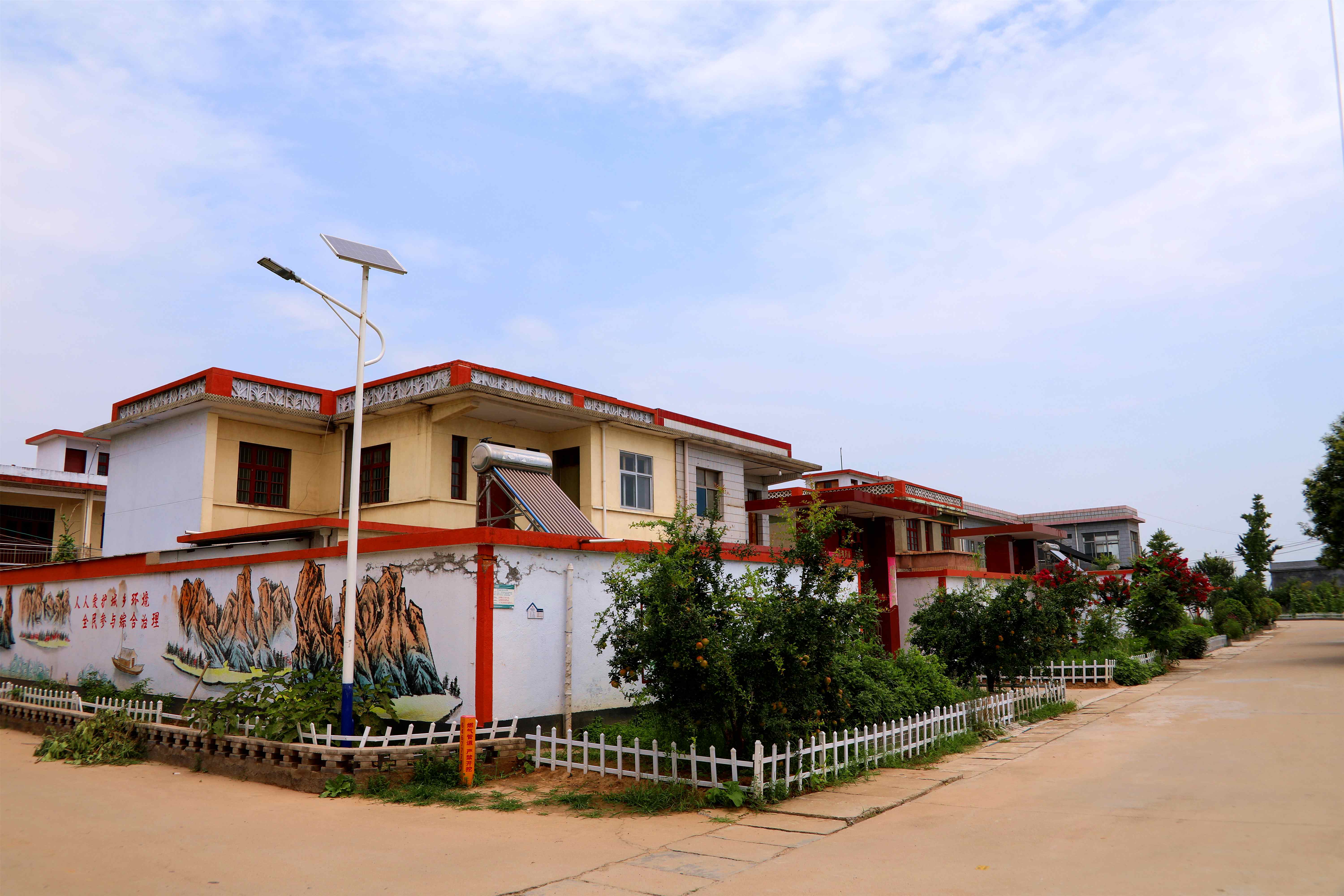 荥阳市汜水镇四清四改加强环境卫生整治工作