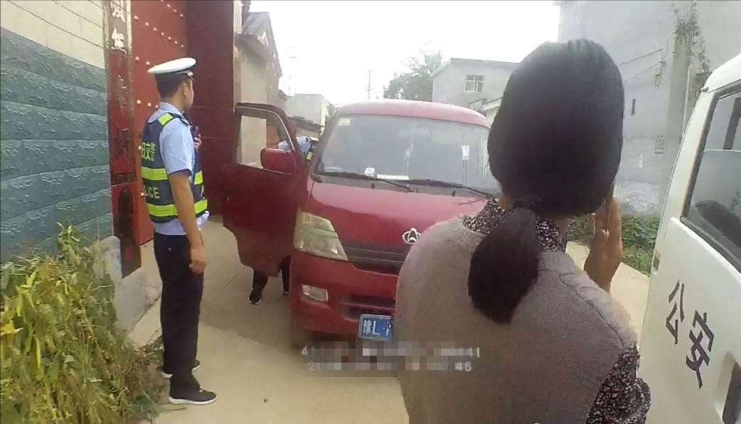 校车|无校车营运资质私自接送幼儿？漯河交警：罚10000元！