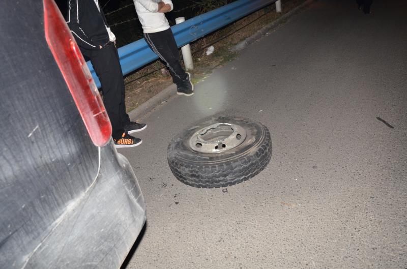 |高速上“飞”出一条轮胎，5辆车“受伤”损失10多万