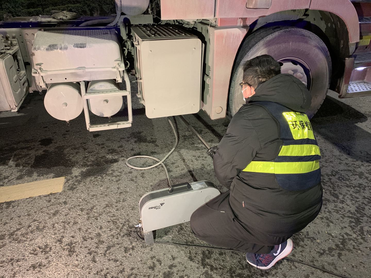 |郑州“零点行动”满月，移动源污染防治效果如何?