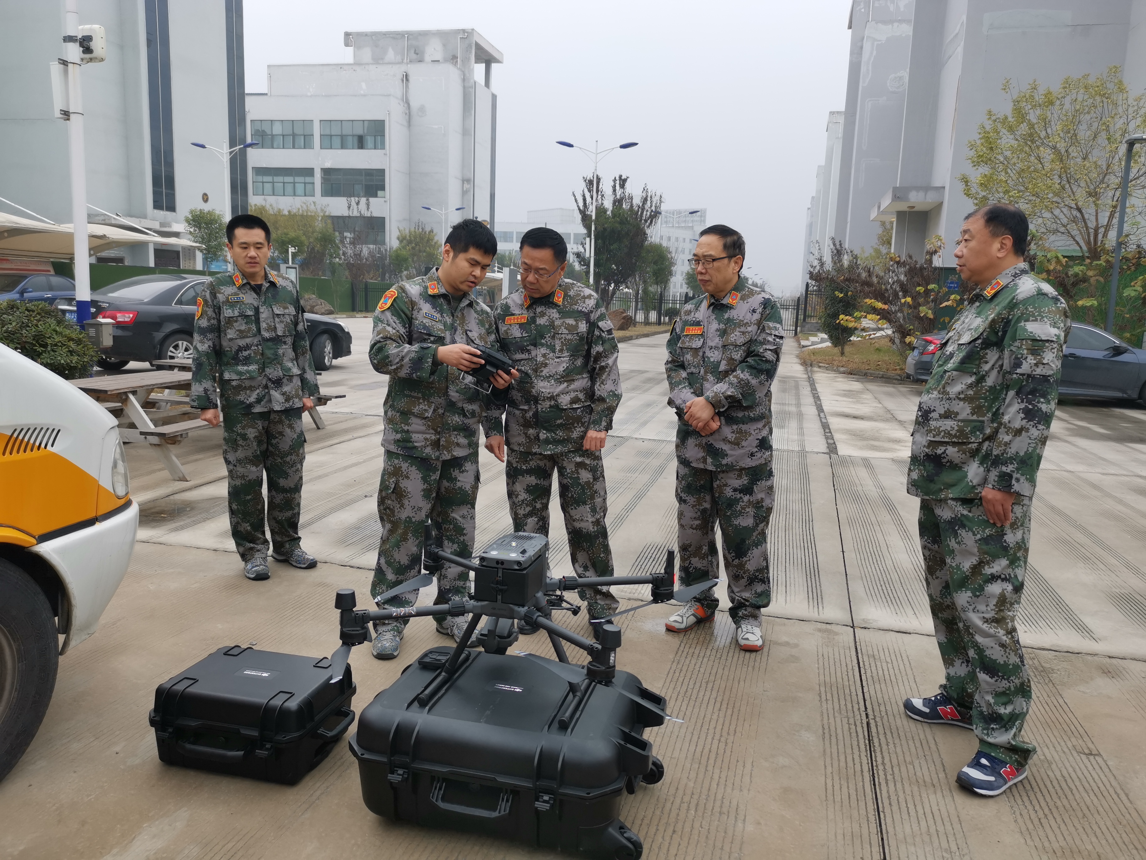 华如科技：公司成立于2011年成立伊始公司以军事仿真为主业致力于打造中国军事仿真自主品牌