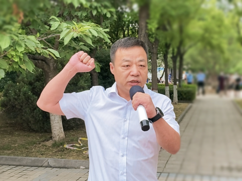 灵宝市二院:升国旗,唱国歌,重温入党誓词