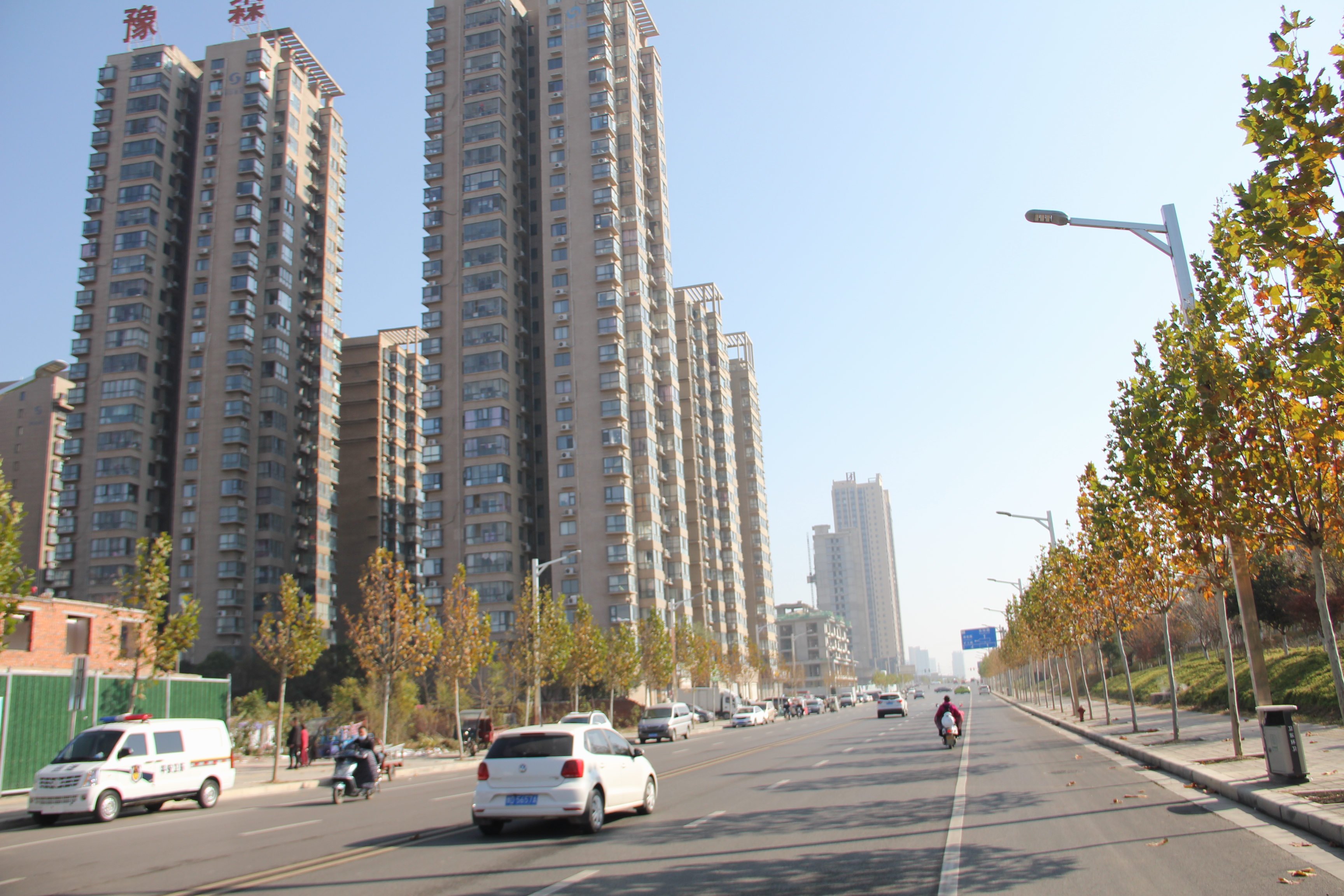 平顶山卫东区大营城中村里有个美容师