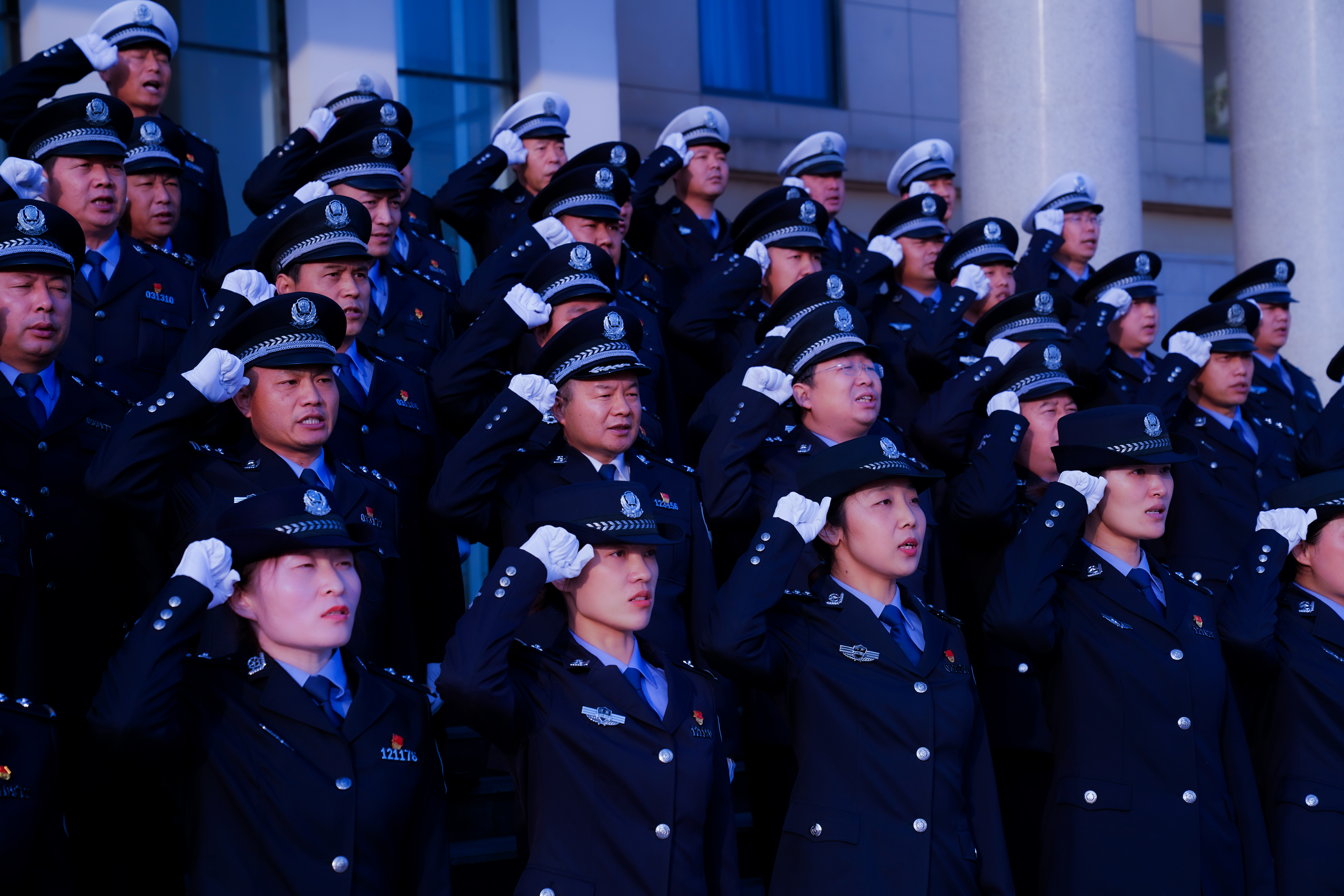 人民警察宣誓图片图片