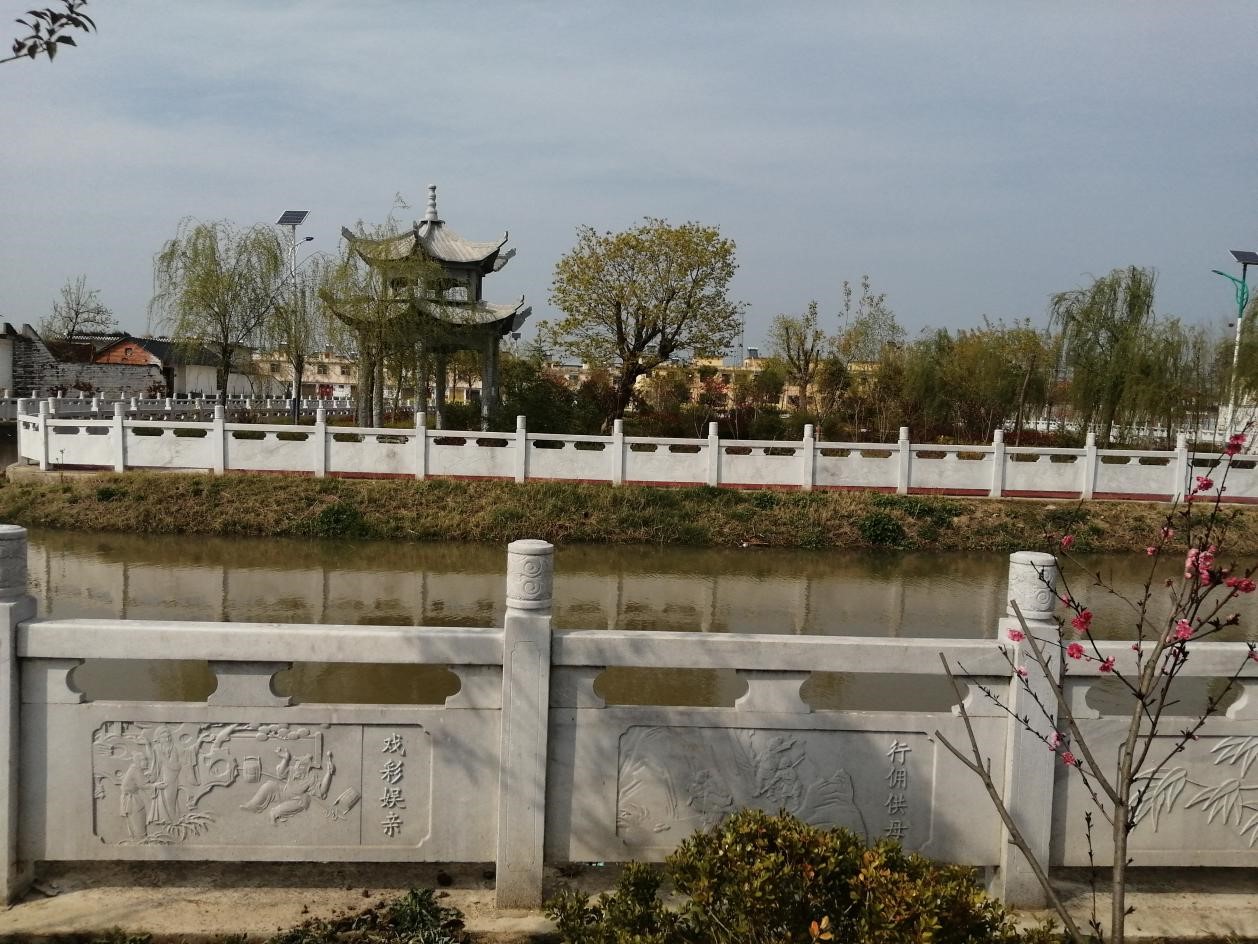 息县路口乡靓了乡村乐了乡亲