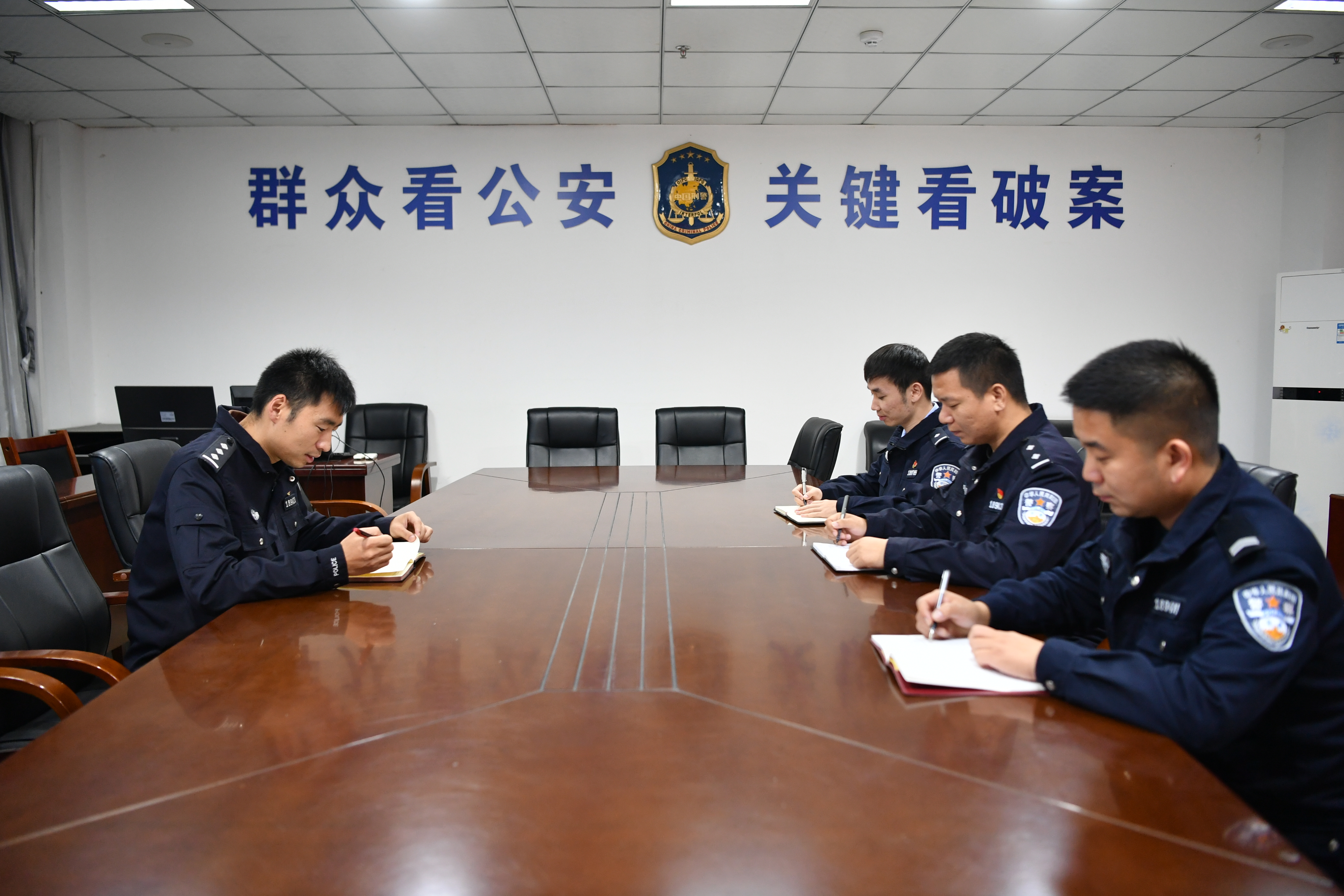 息县公安局刑警大队关店中队：铸忠诚警魂 亮平安利剑-大河网
