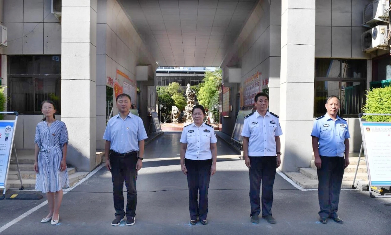 焦作市公安局党委副书记,副局长李向东,沁阳市市委常委,市纪委书记,市