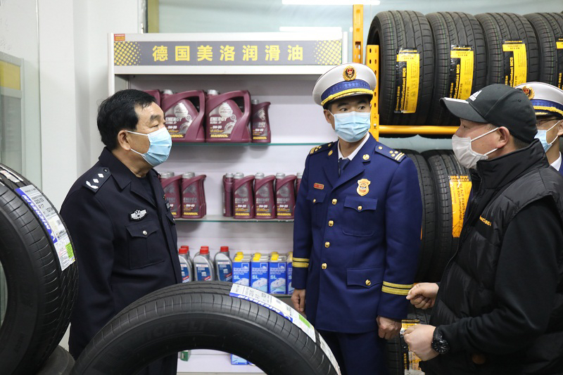 「消防」郑州副市长带队夜查商场市场消防安全，开展消防安全专项整治三年行动