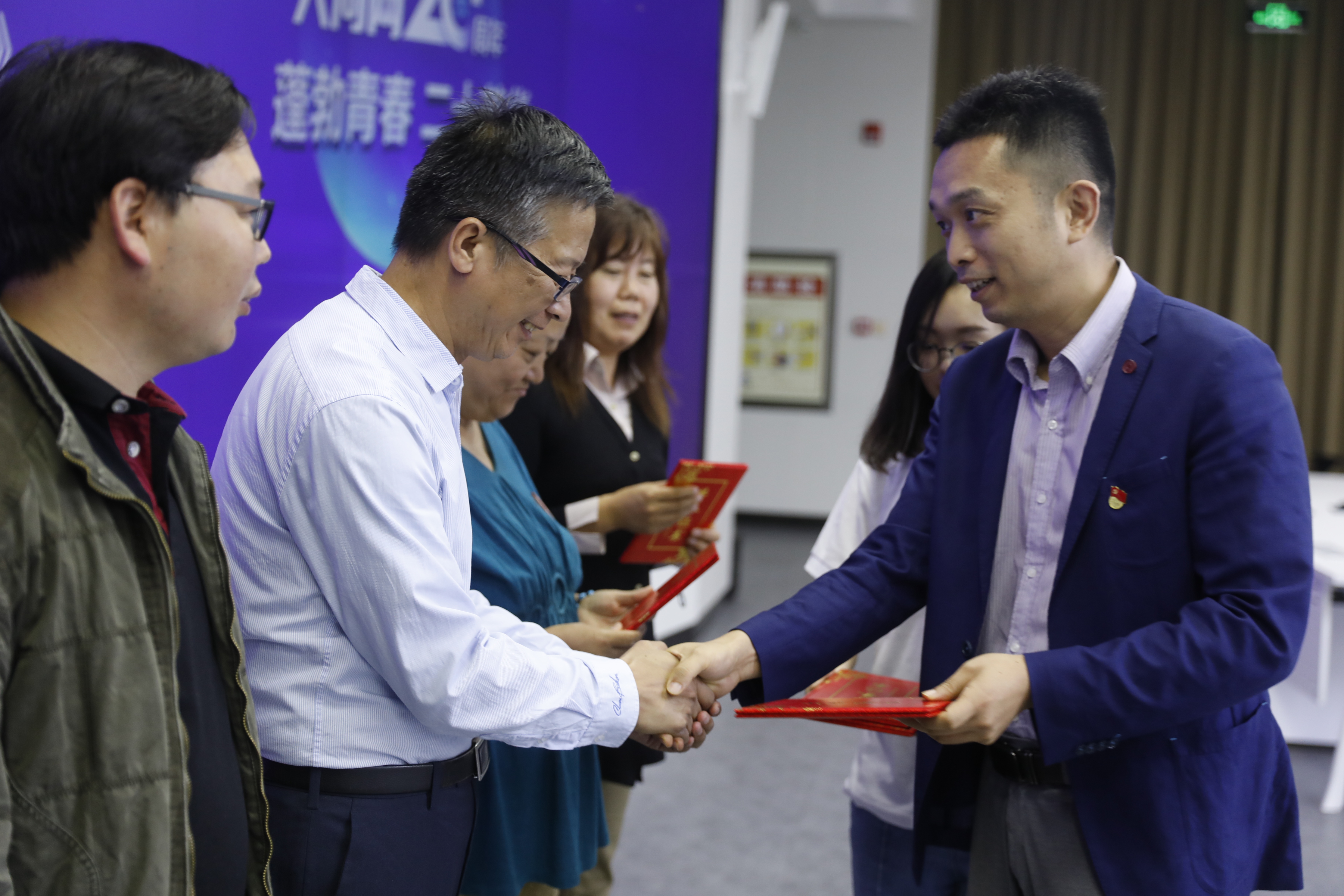 我与大河网的20年征文比赛颁奖! 大河网友:大