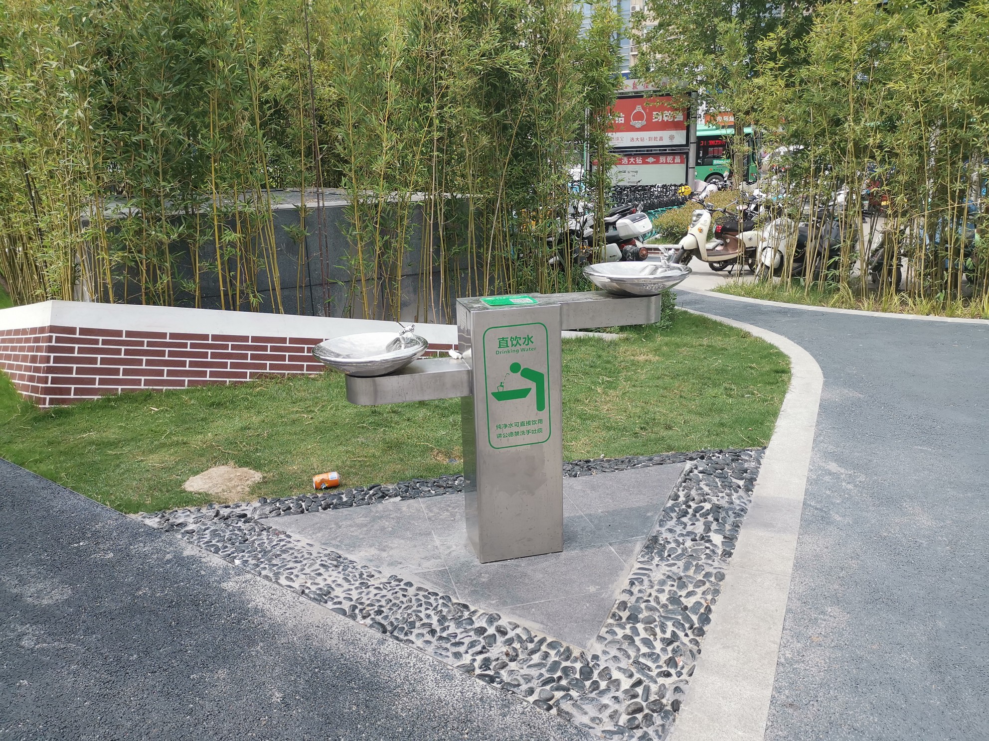 直饮水|记者探访直饮水机“落户”郑州游园，如何令其长久“安家”？