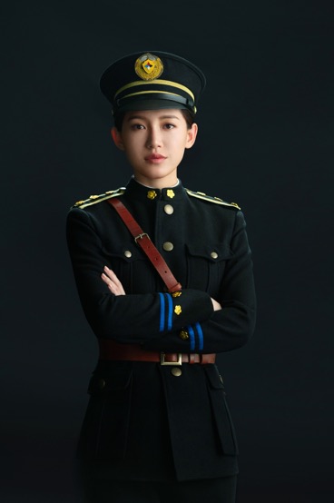 此外,剧中还能看到许多"柳氏谍战剧"中熟悉的面庞,《风筝》中名动一时