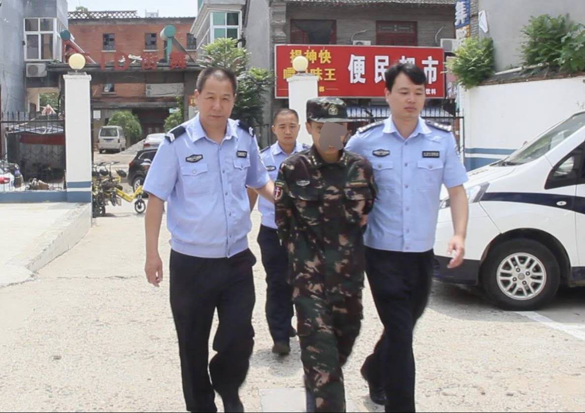骗财骗色|平顶山一男子冒充军人骗财骗色 最小的被骗女孩17岁