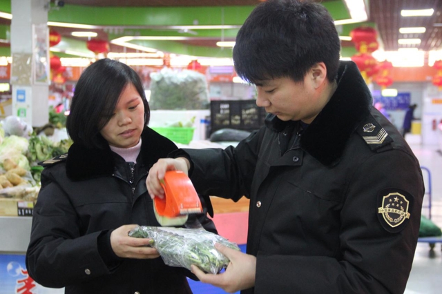 经开区食药监局加强春节食品抽检