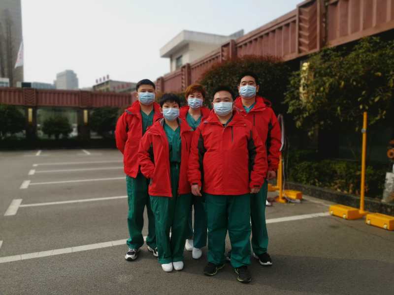 男护士：“对不起宝贝，我只有推迟把你娶回家了！”鹤壁小伙的支援武汉故事