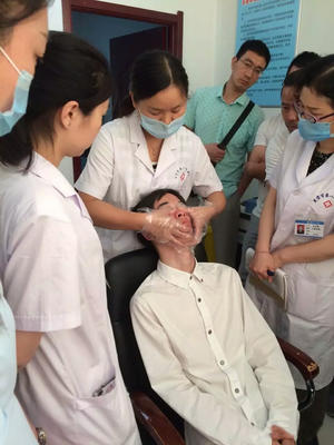河南中医药大学康复中心康复实用技术培训班在灵宝市成功举行