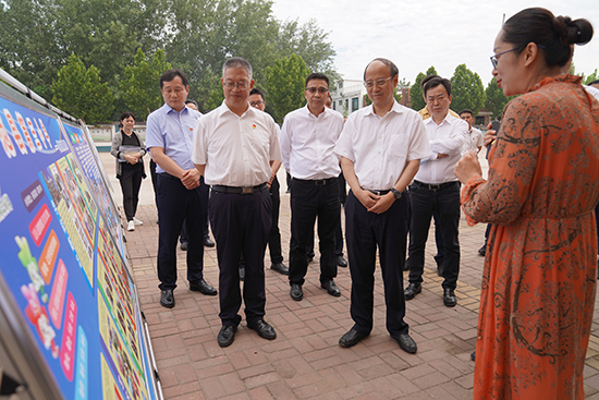 戴厚良|“为打赢精准脱贫攻坚战贡献石油力量”——戴厚良赴河南中国石油扶贫项目调研