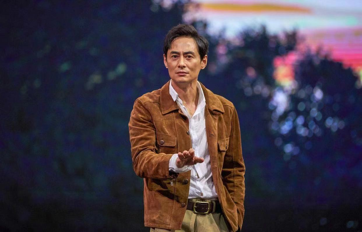 网友"渺渺"就留言致谢:"连孙强这样的隐居高人也来了,关文正导演真好.