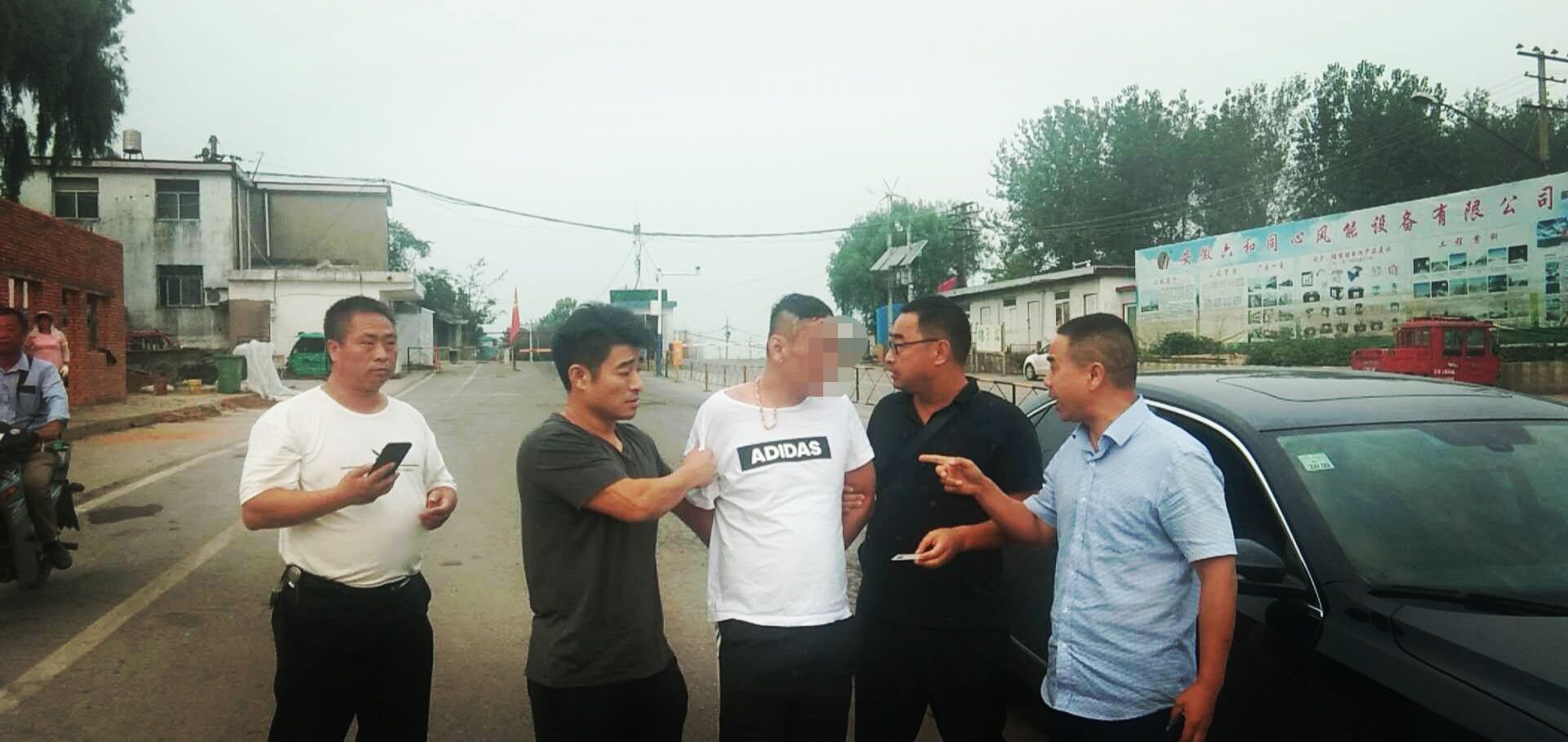 淮南|仅7个小时，持刀绑架人质嫌犯就被周口警方抓获