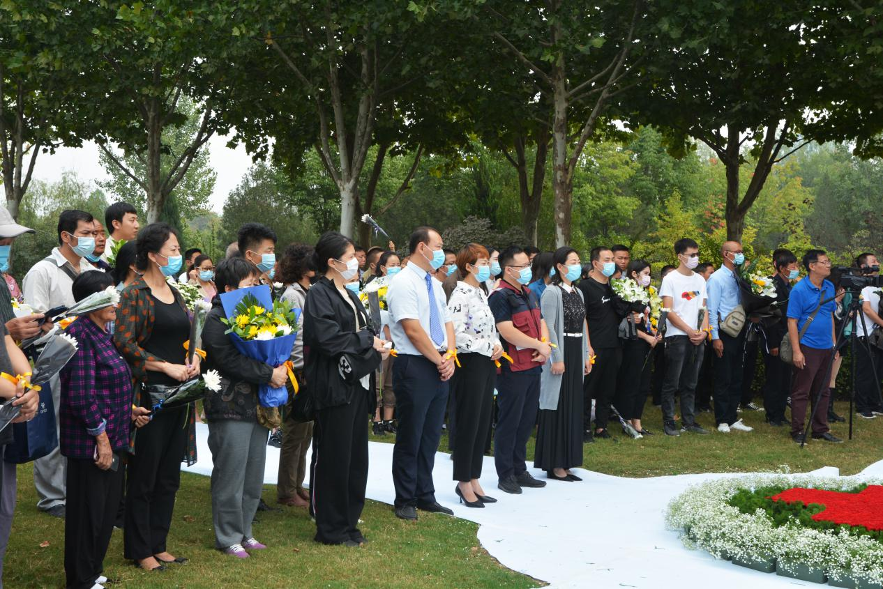 2023年四川省遗体和人体器官（组织）捐献缅怀纪念活动在园区举行 - 新闻中心 - 长松寺公墓