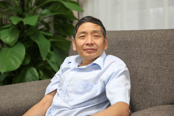 华美前老总_华美极乐鸟(3)