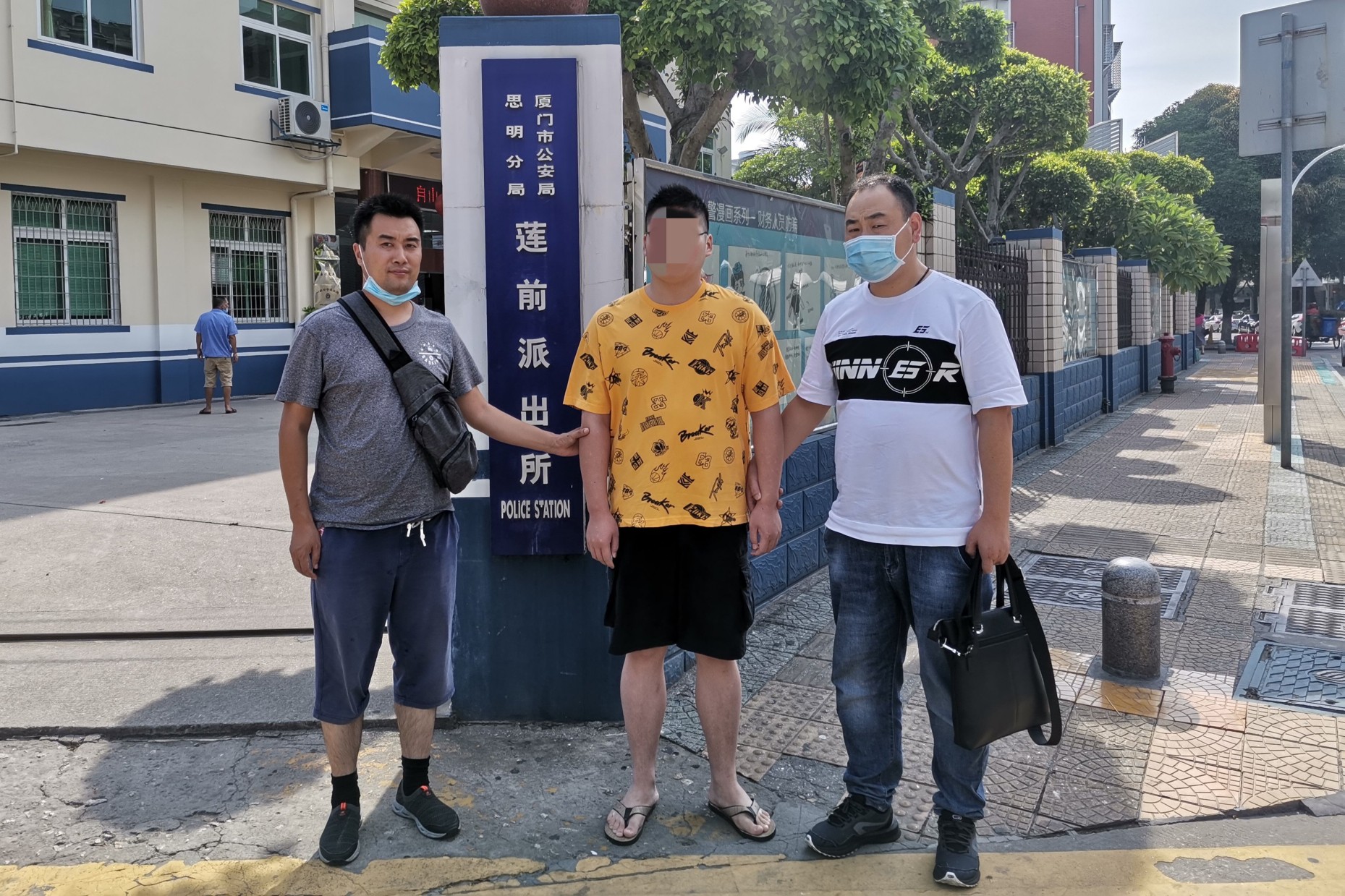 法律|许昌魏都警方端掉一个为赌博网站“做广告”的特大犯罪团伙