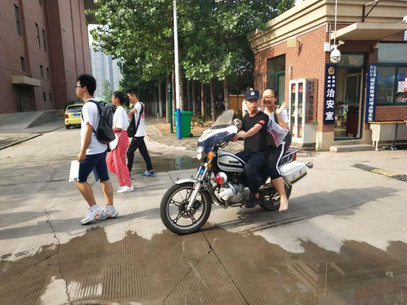 护航高考,开封给每个考点配一名是黑豹突击队