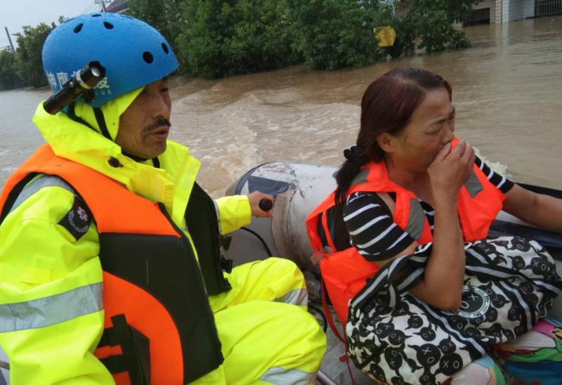 鹿邑县神鹰救援队赶赴安徽六安等地抗洪救灾