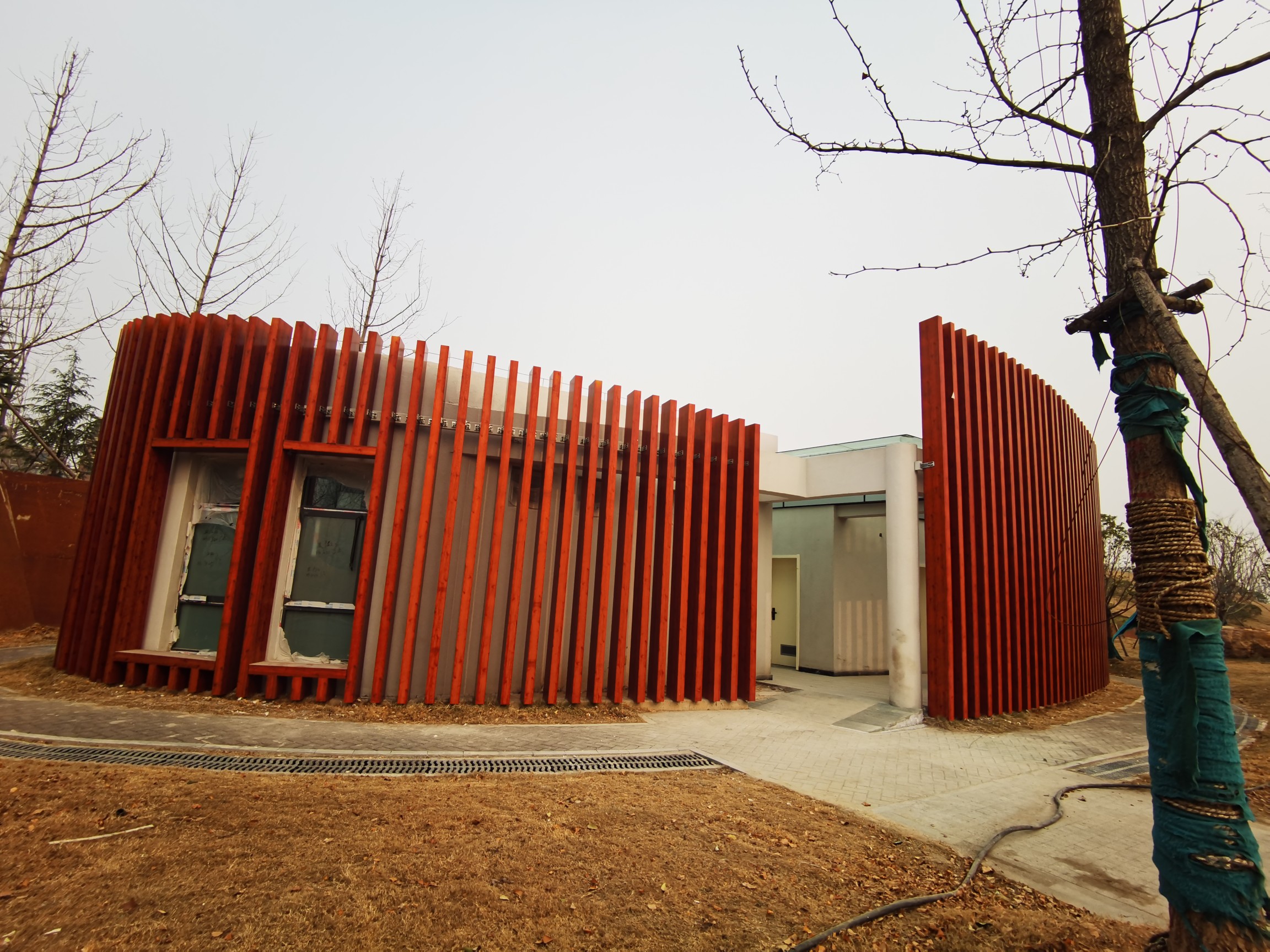 郑州贾鲁河沿岸公厕已建成正等验收,最迟明年五一开放?