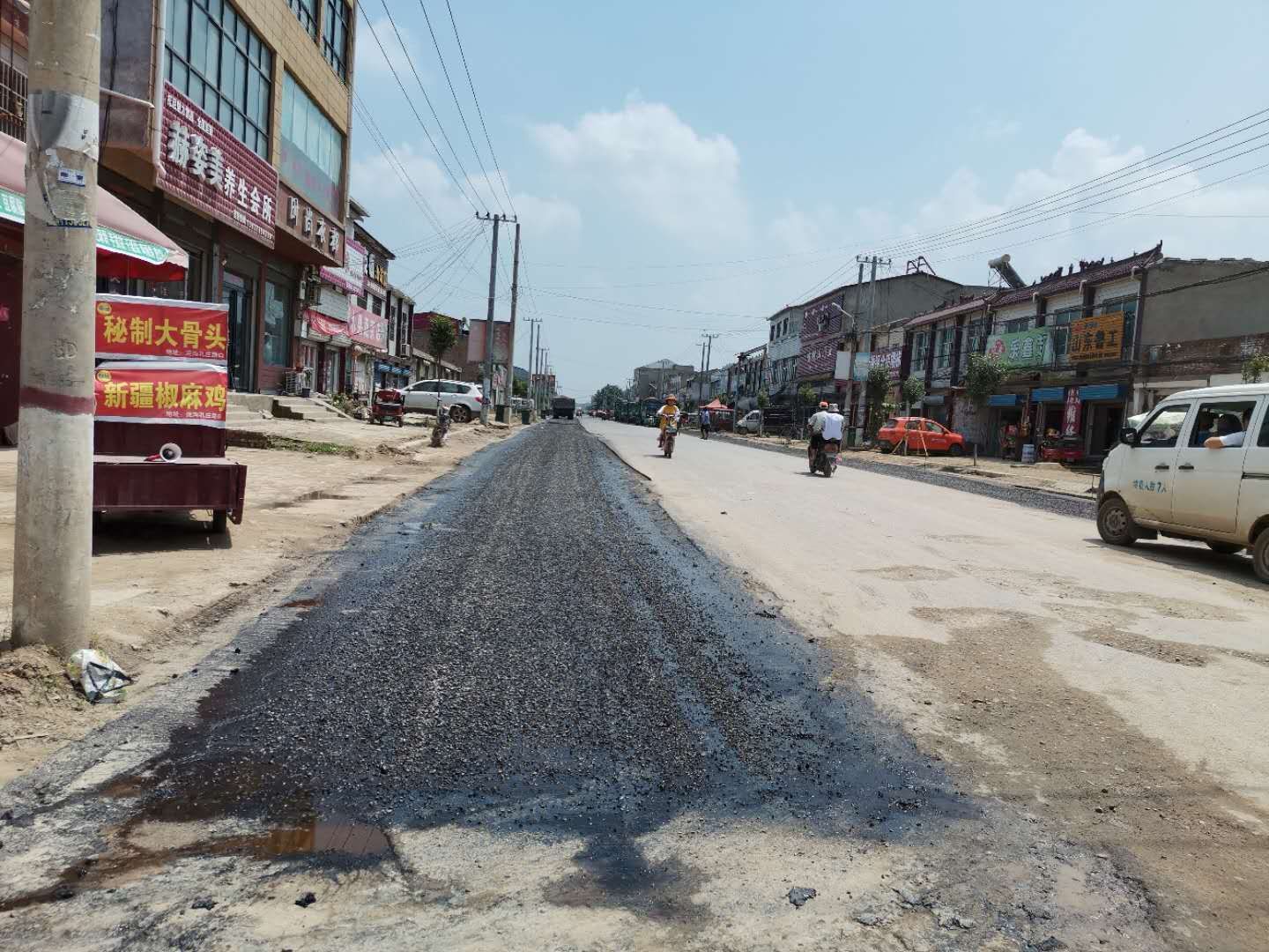 杞县泥沟乡公路改建工程进展顺利