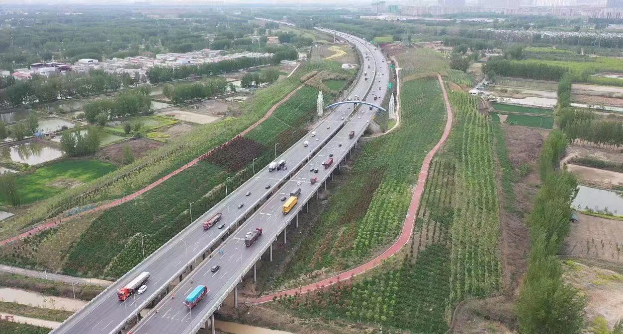 1485.56萬輛小客車免費通行高速！十一假期河南交通運輸平穩(wěn)有序