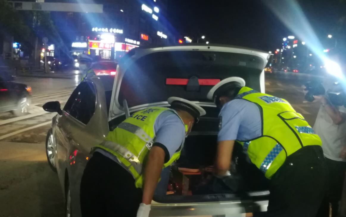 中牟|中牟交警“硬核”查违法，打出漂亮“组合拳