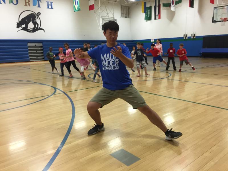 『刘欣』开封90后小伙制作战疫视频传播中国力量：想为农村孩子打开看世界的窗