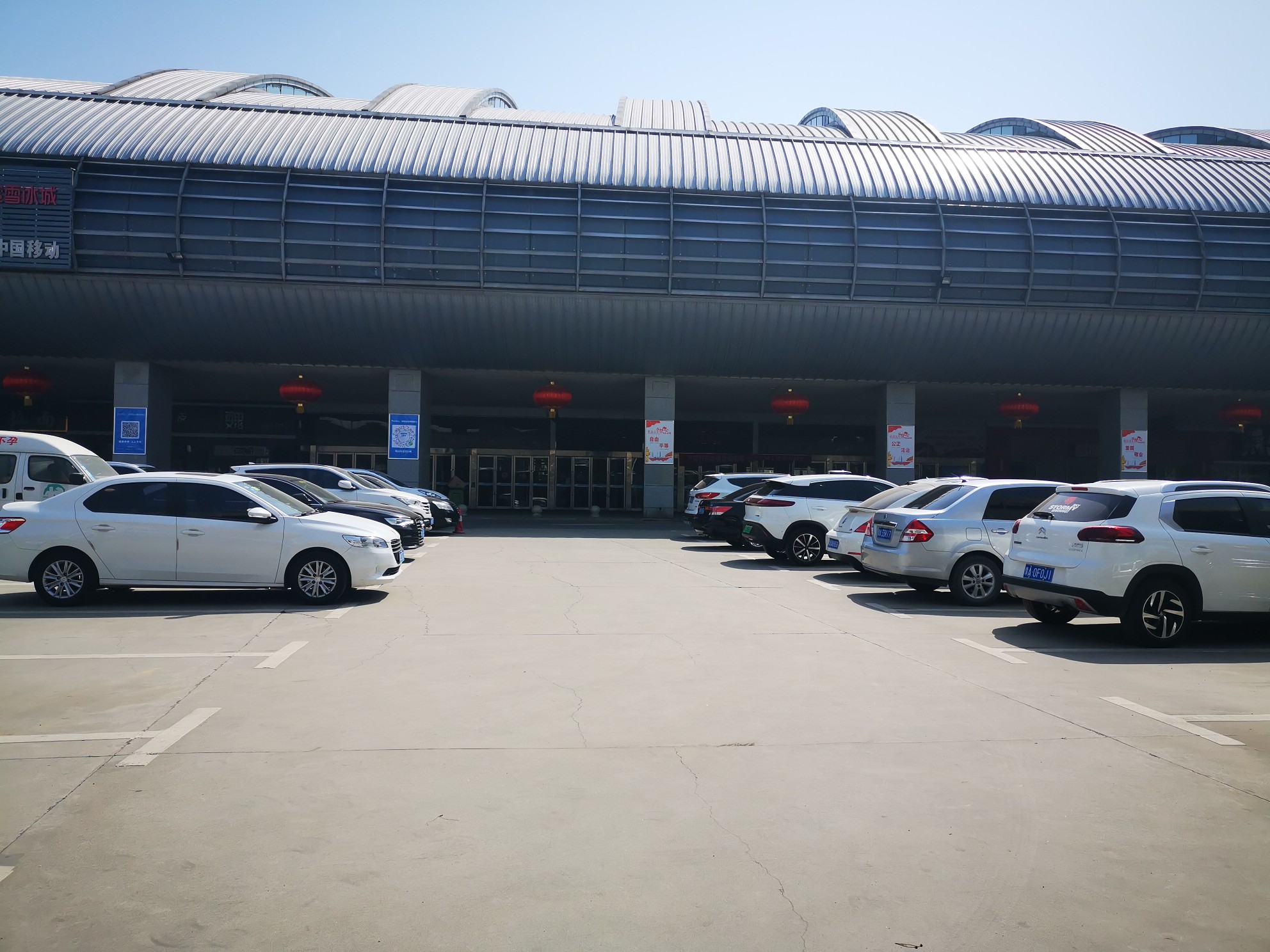 『民生』郑州各汽车站“迎客”首日 57座大巴车只拉了6名乘客还要跑250公里