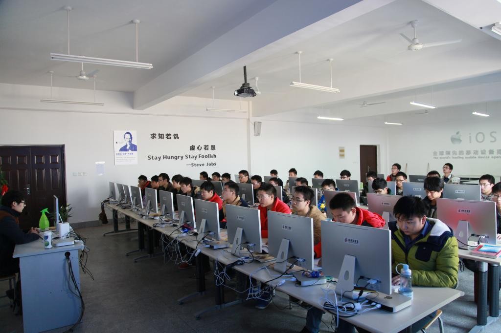 ios人才培养苹果实验室