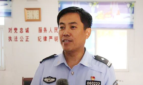 印联系卡建微信群漯河这个派出所长够接地气