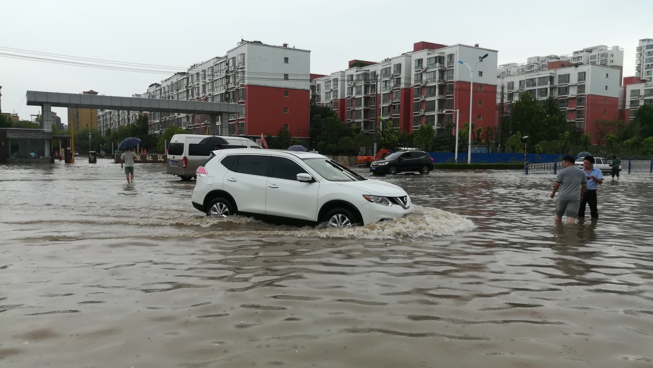 河南周口暴雨受灾图片